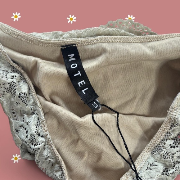 Motel Women's Brown and Cream Crop-top - Picture 3 of 3